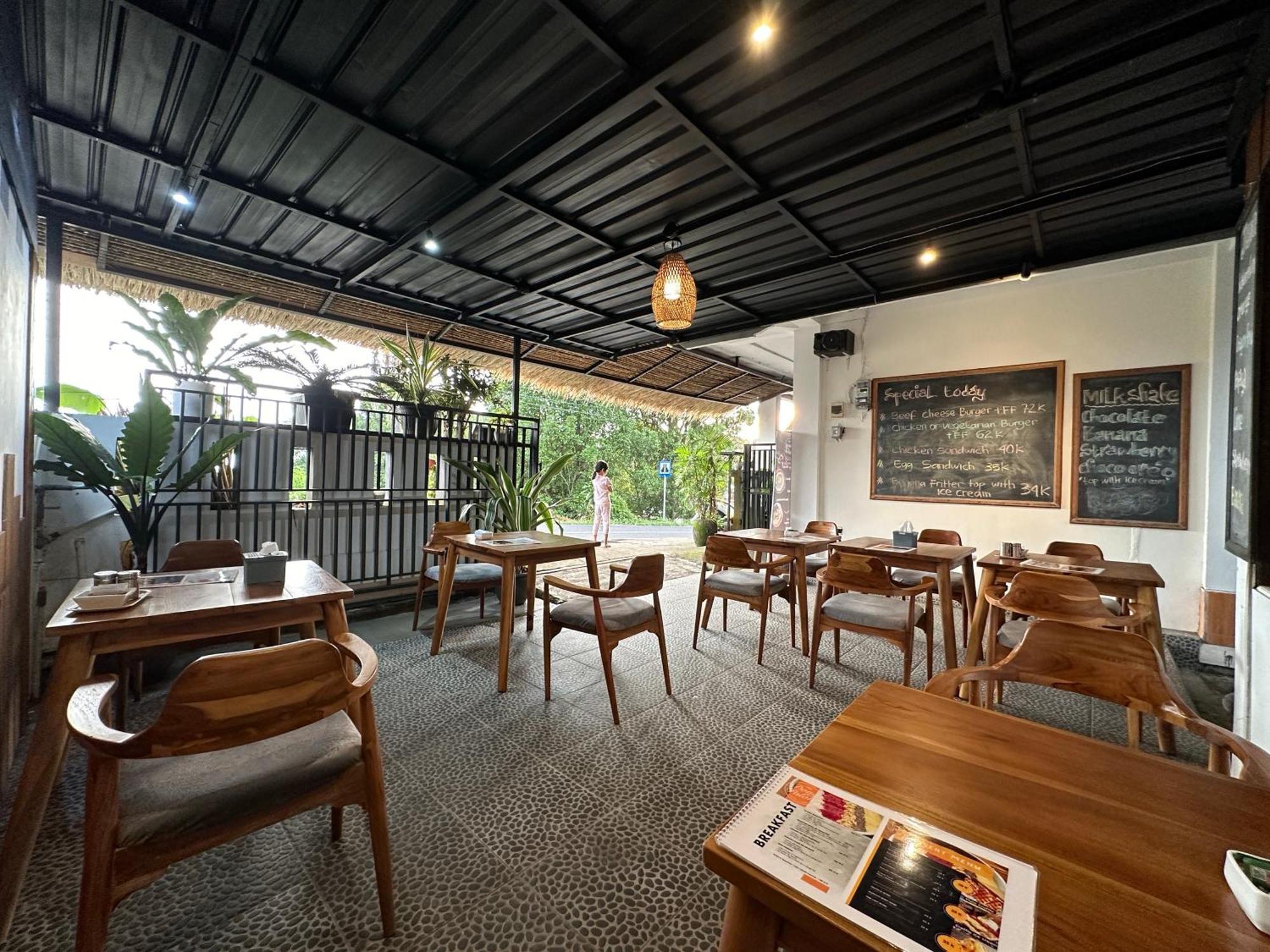 Munduk Dong Paloh Hostel מראה חיצוני תמונה